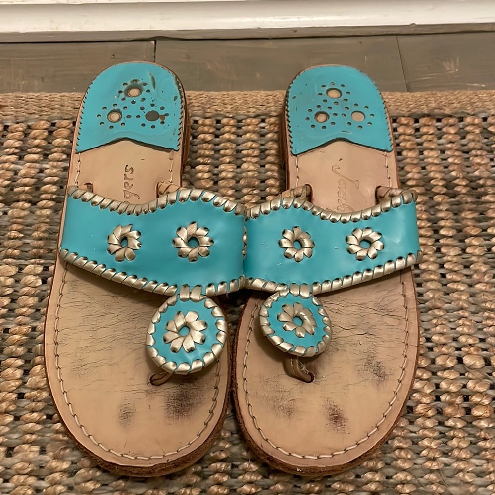 Jack Rogers flat sandal. Size 7.